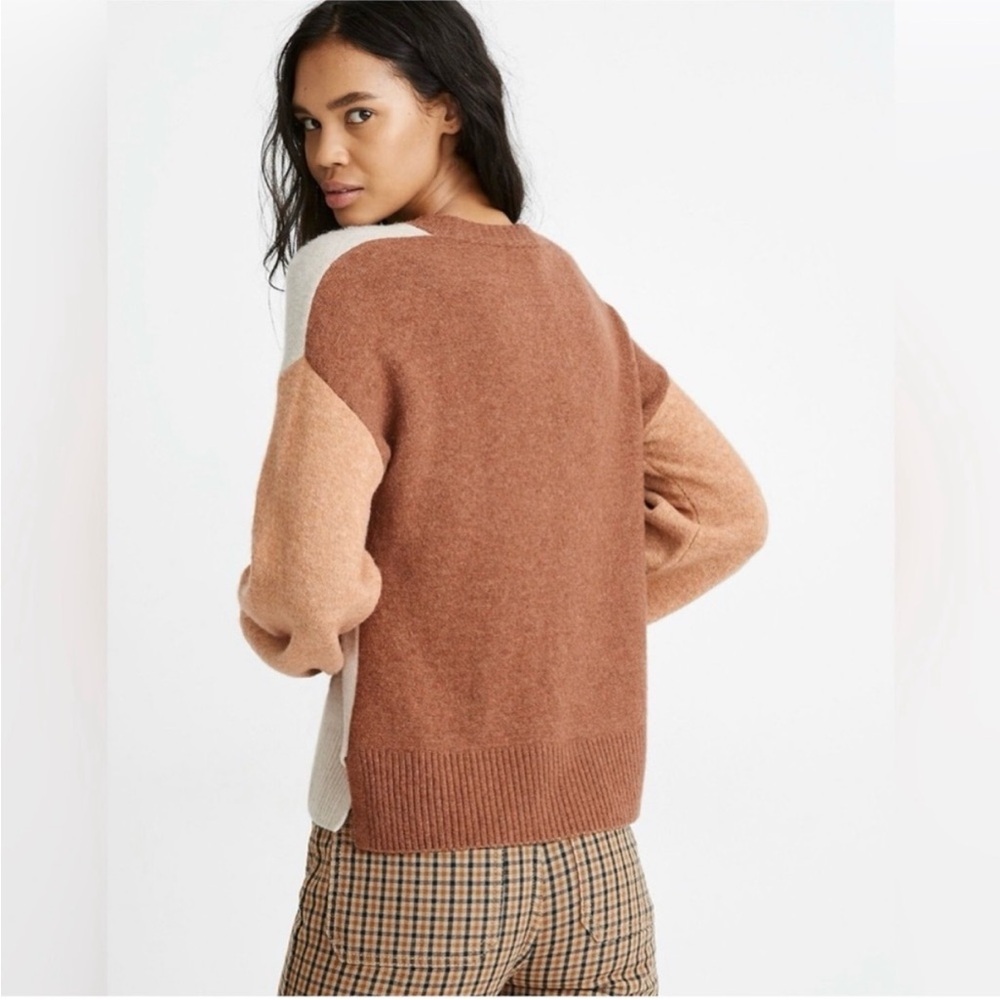 Madewell Payton Merino Wool and Alpaca Blend Colorblock Sweater - Picture 2 of 13